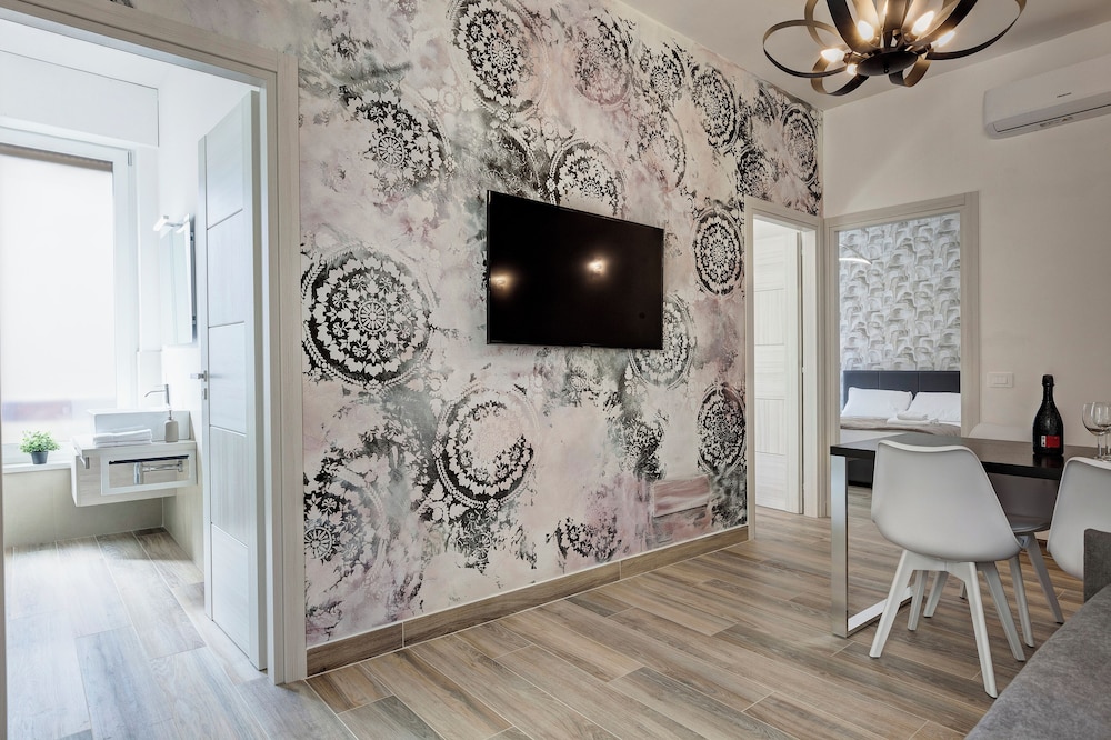 Landino Apartment by Mamo Florence