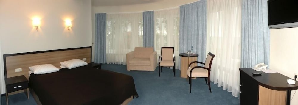 Crystal Hotel