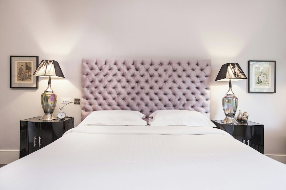 Leamington Road Villas II by Onefinestay
