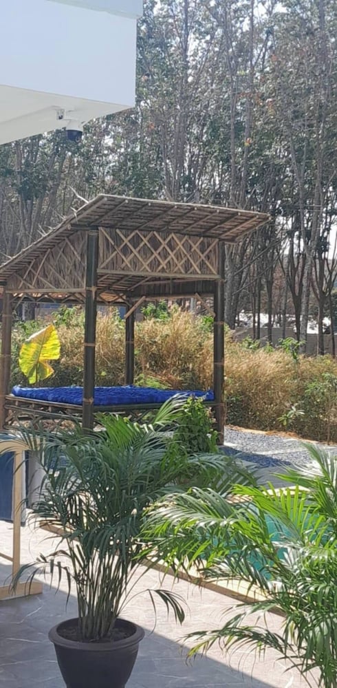 Baan ton mai 2 Bedrooms 400 m From the Beach