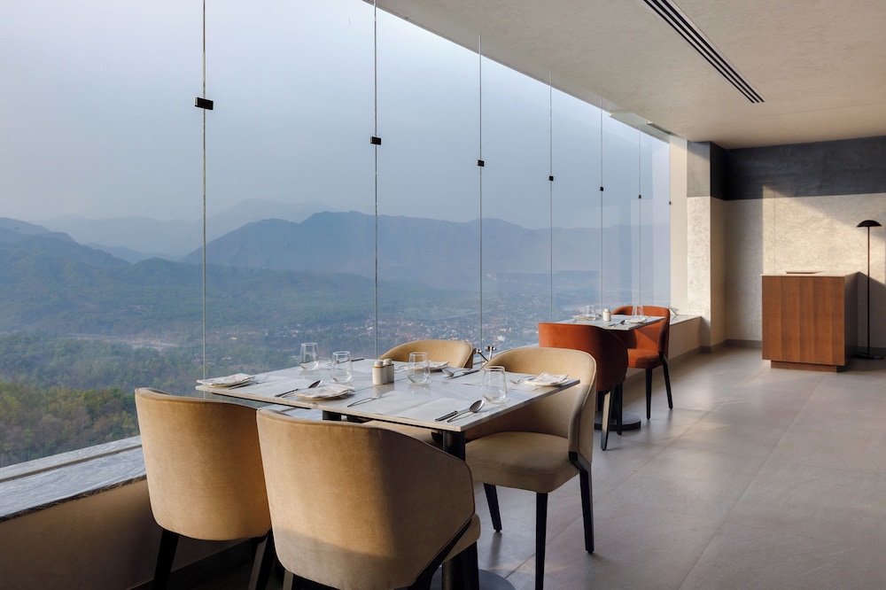 Ila Hotels and Resorts Maulakali