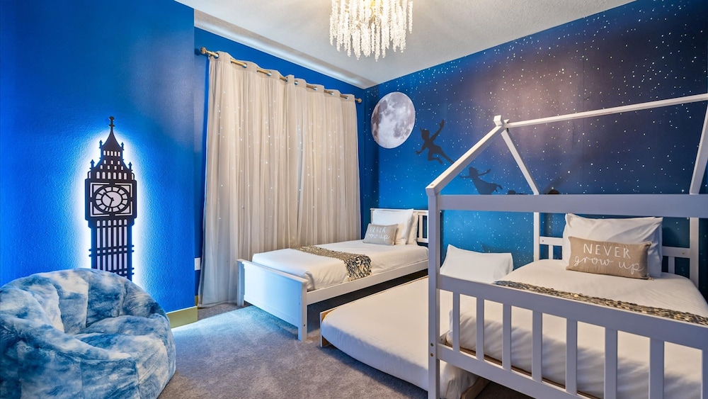 Contemporary 4BR Townhome With Pool Themed Rooms