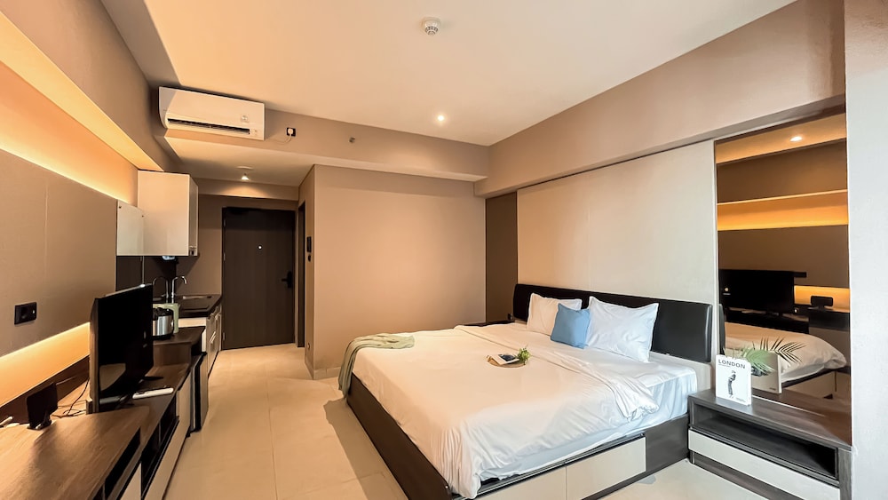 Comfy and Spacious Studio Apartment Carstensz Residence