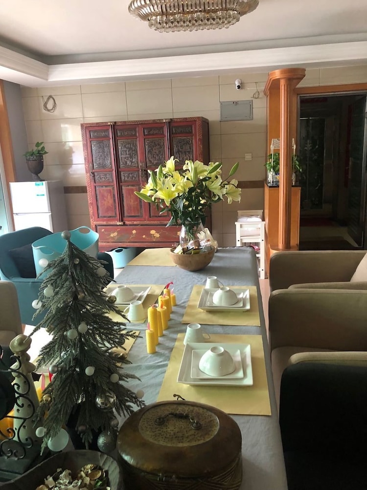 LaozhouJia Hostel