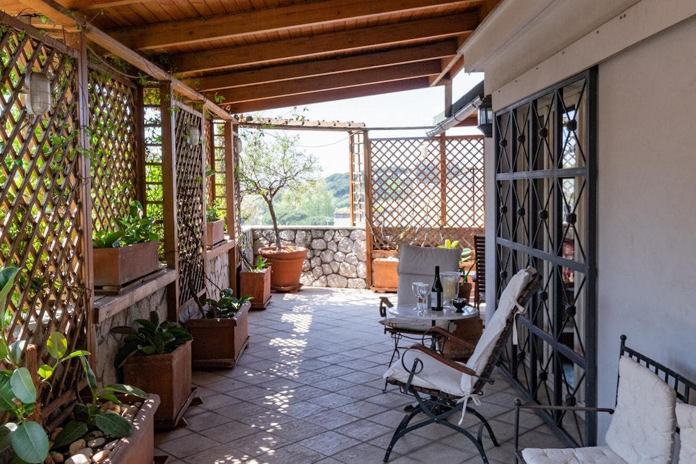 Amazing Penthouse With Terrace by Caracalla — Rome
