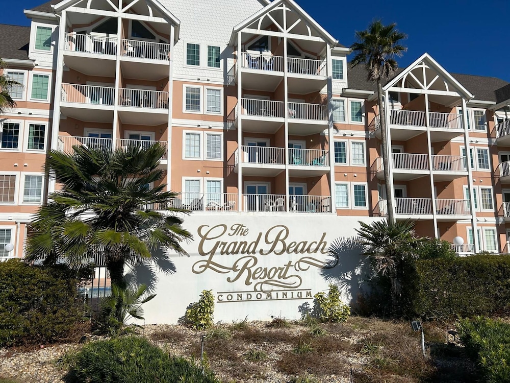 Grand Beach Resort 105
