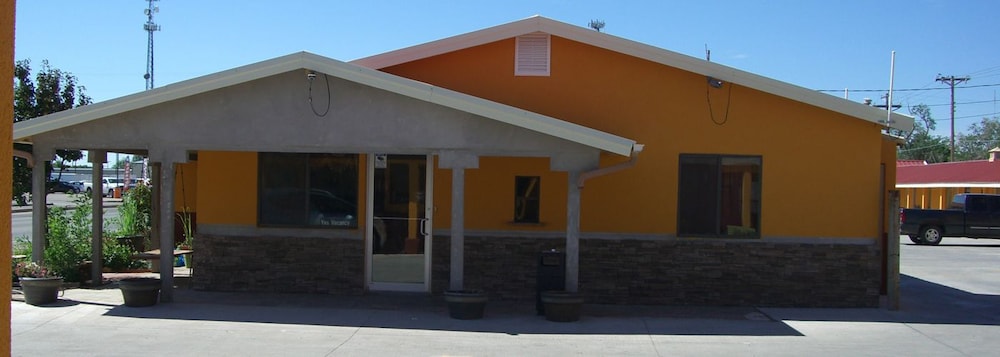 Budget Inn