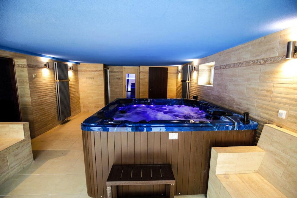 Villa in Frenstat Near Ski Resorts & Jacuzzi
