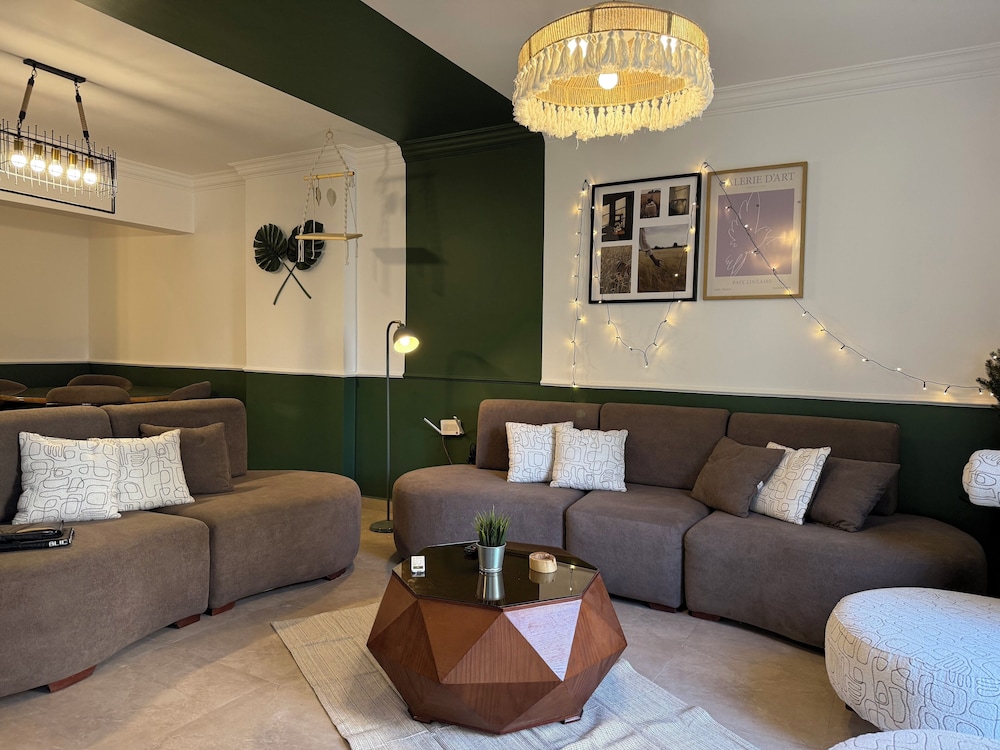 Unique 3-bedroom Apartment in First Al Sheikh Zayed, Cairo