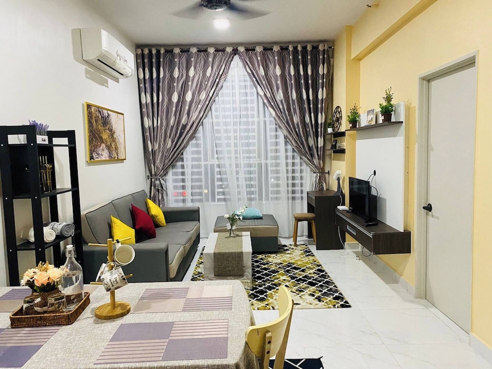 Golden Troika Kota Bharu Homestay - 2 Bedroom