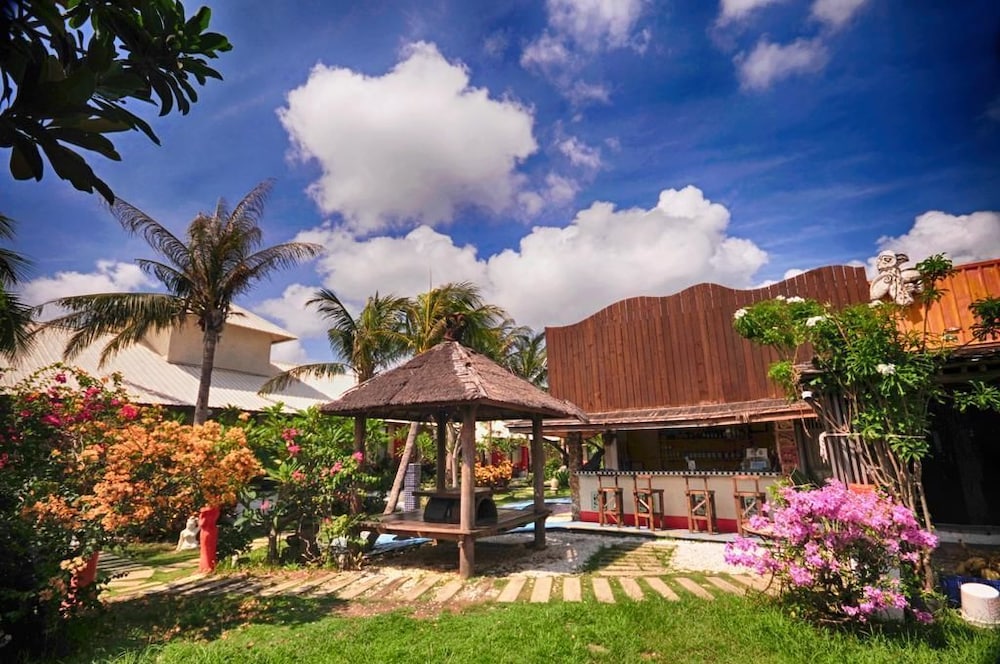 Kenting South Island Guesthouse