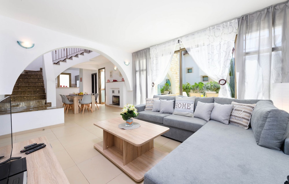 Kymma Villa 16 in Ayia Napa