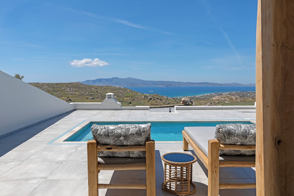 La Grande Vue Private Villas