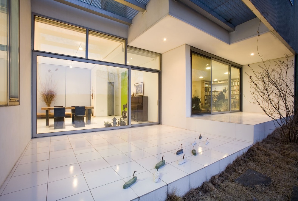 Motif No.1 Guest House