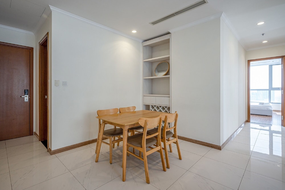 Sens House Saigon – Serviced Apartments in Vinhomes Central Park