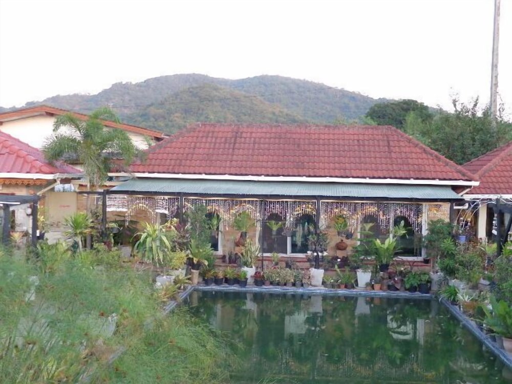 One D Homestay