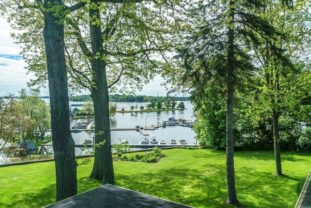 Waterside Inn