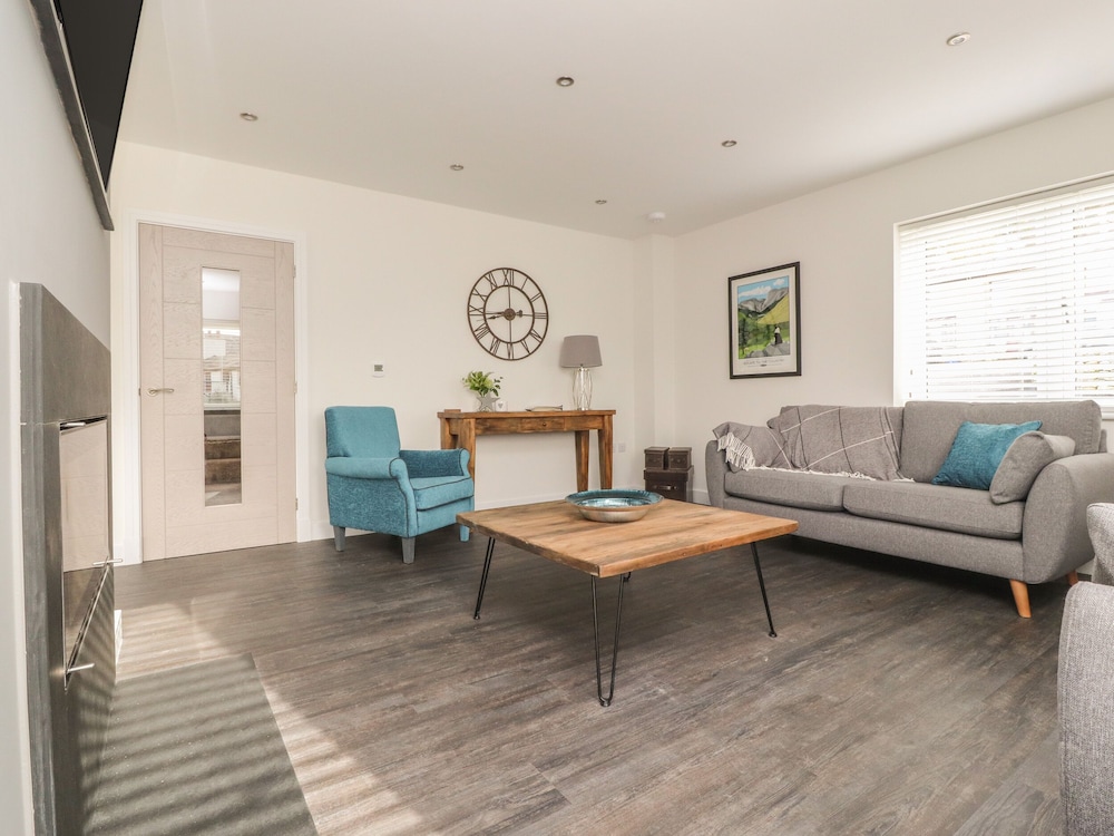 Laundry Cottage