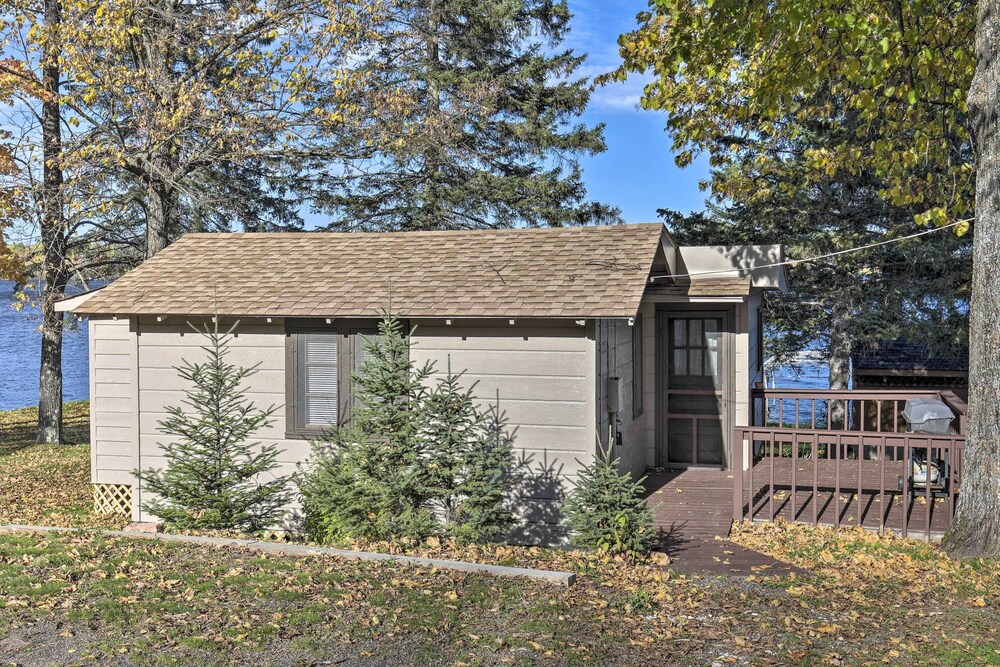 Cozy Cabin w/ Deck & Private Dock on Nelson Lake! view 2