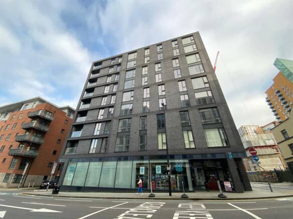 The Dyche - Central Manchester Spacious Apartment - Local Attractions