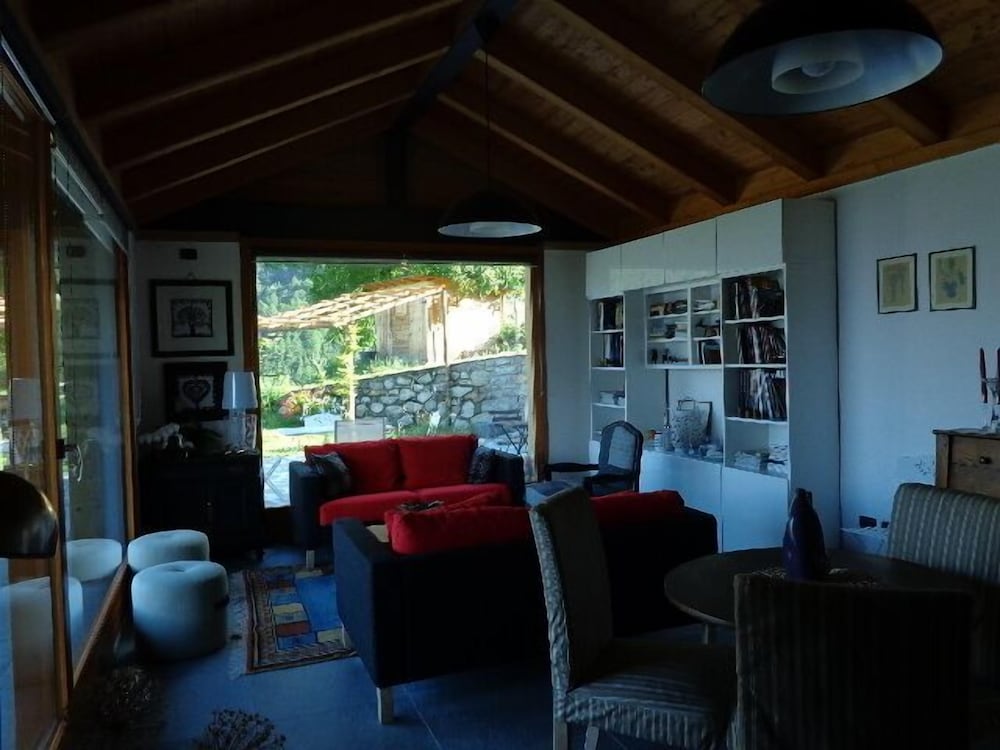 Maison Perriere
