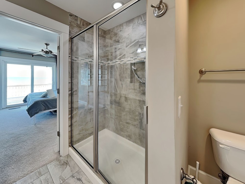 Next to Sea Gallery by Topsail Realty