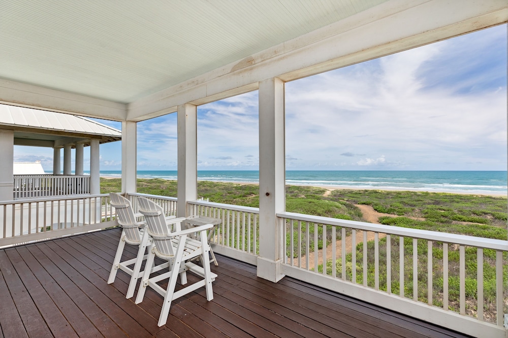 Paradise Found - Private Beachfront House 3 Bedroom Home by RedAwning