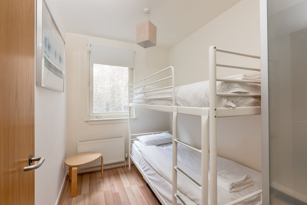 Silver Lining - Grassmarket Apartments view 4