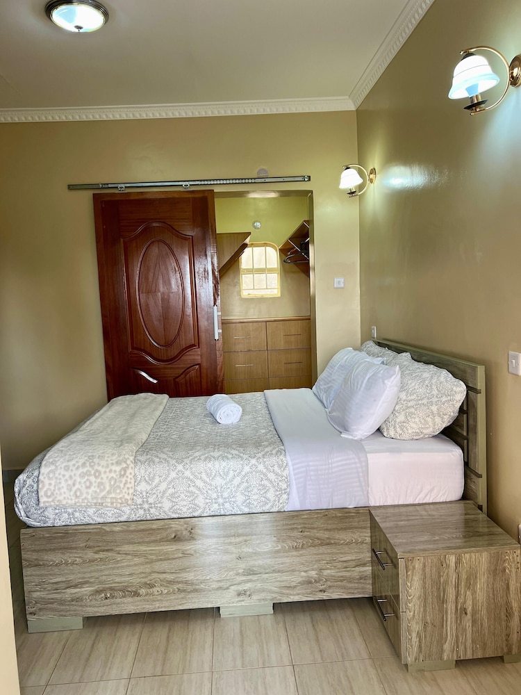 Lux Suites Sunset Delight Holiday Homes