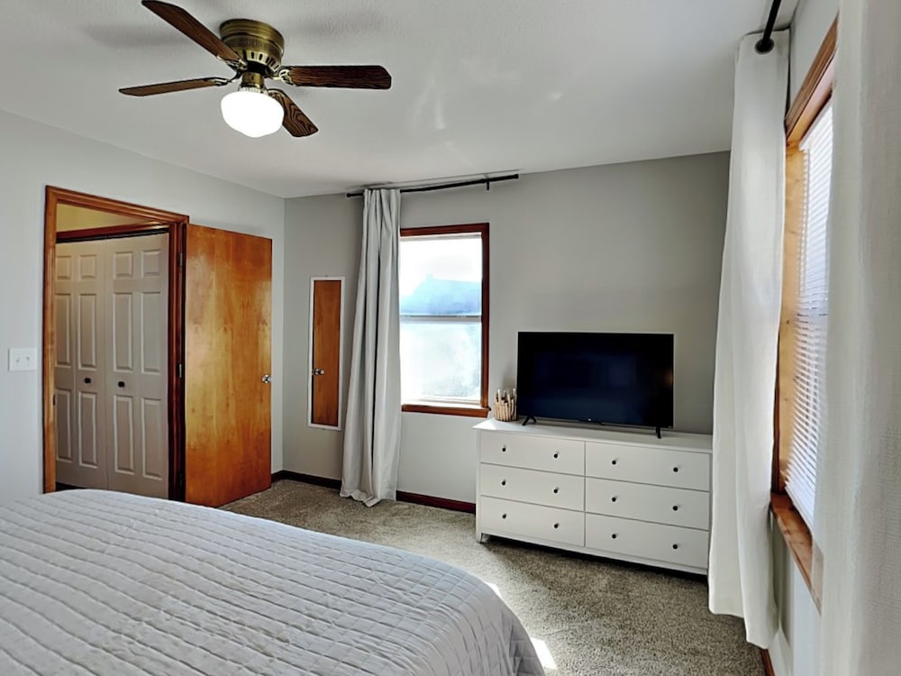 Blue Lagoon by Topsail Realty