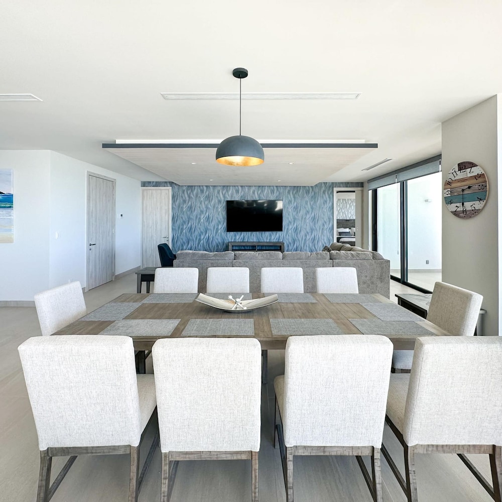 Brand New 6 Bedroom Penthouse