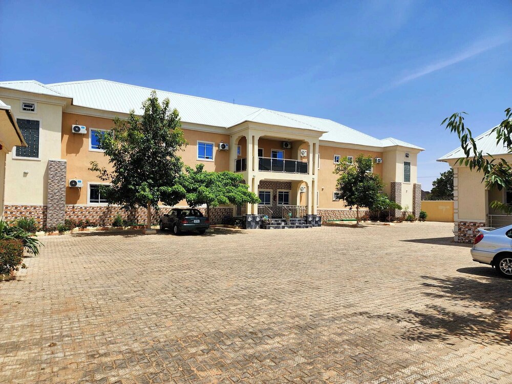 Laylah Suites and Apartment