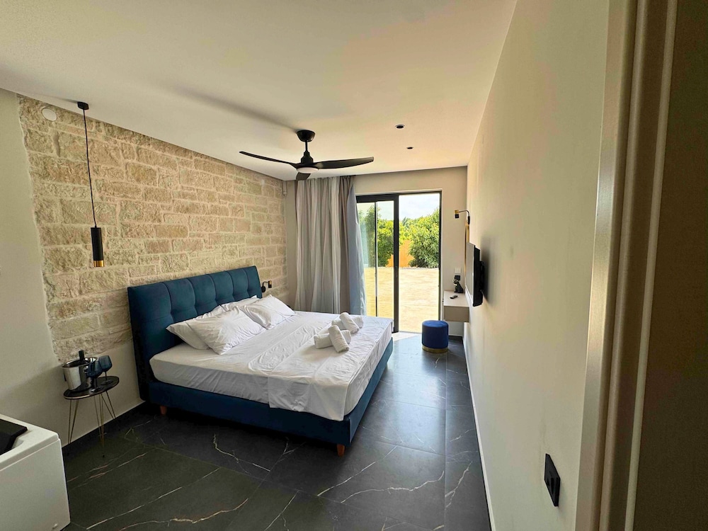 Panstel - Villa Aurora With Private Pool Jacuzzi