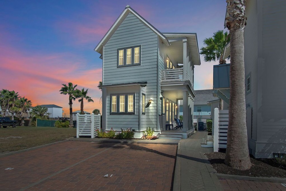 Coral Cottage 230 RO B1