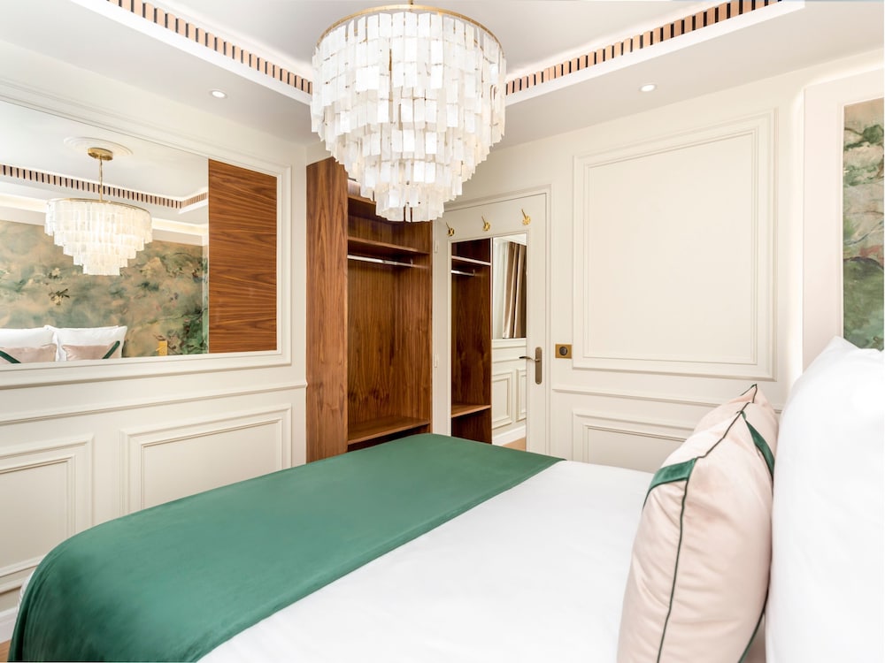 Merveil Luxury Suites - Lenoir I-II-III