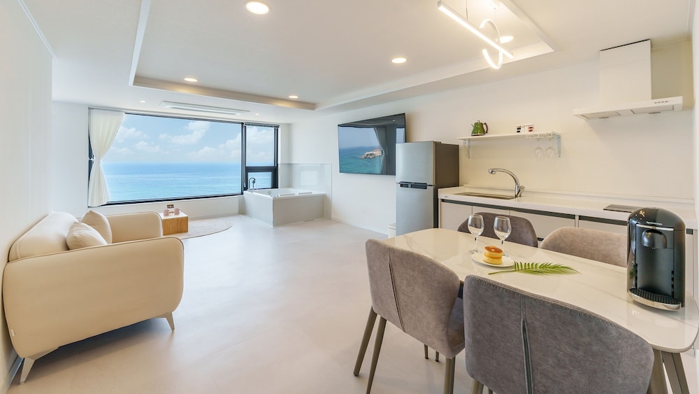 Donghae Neulbadarang Ocean View Pension