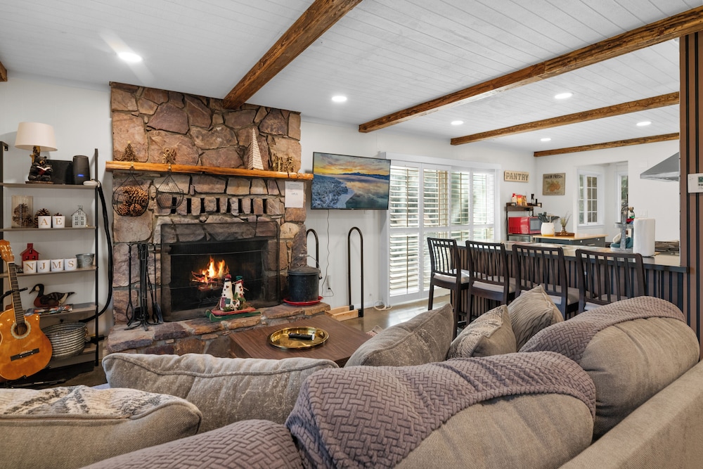 Maple Cottage