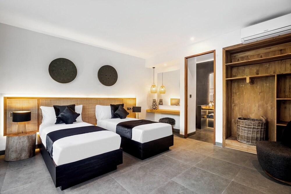 12BR St. Monica Kala