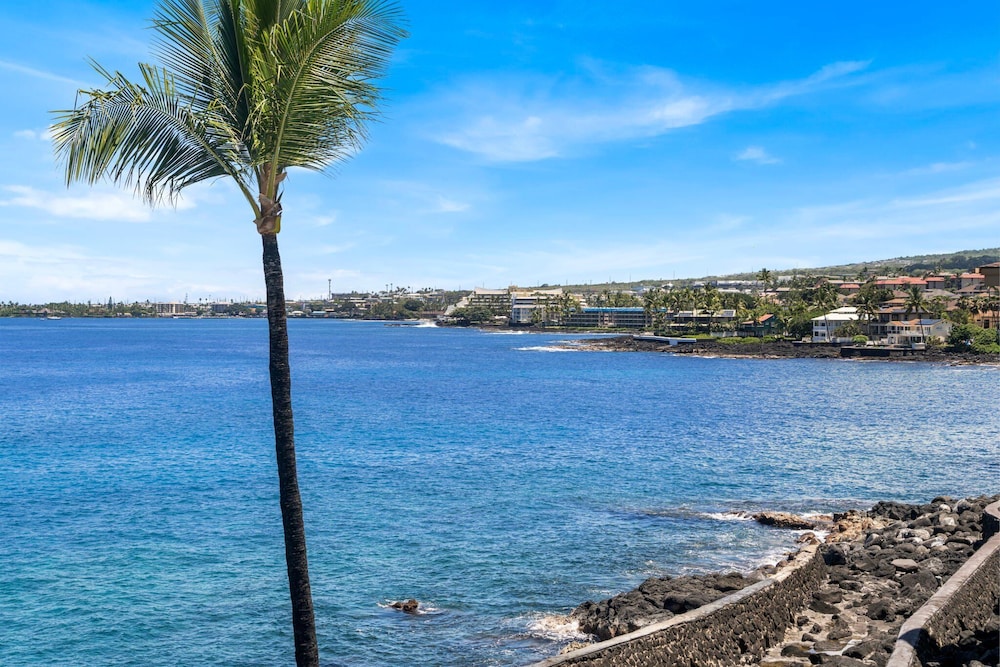 Ocean Front - Direct View of Kailua Bay - Vrkcv