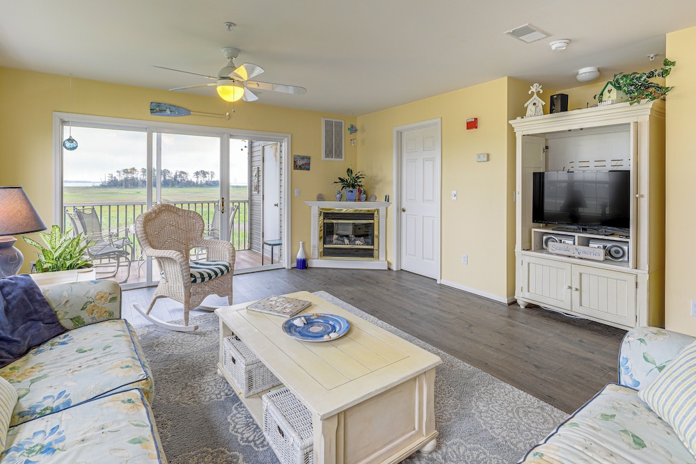 Swim, Boat & Explore: Marsh-front Gem in Delaware!