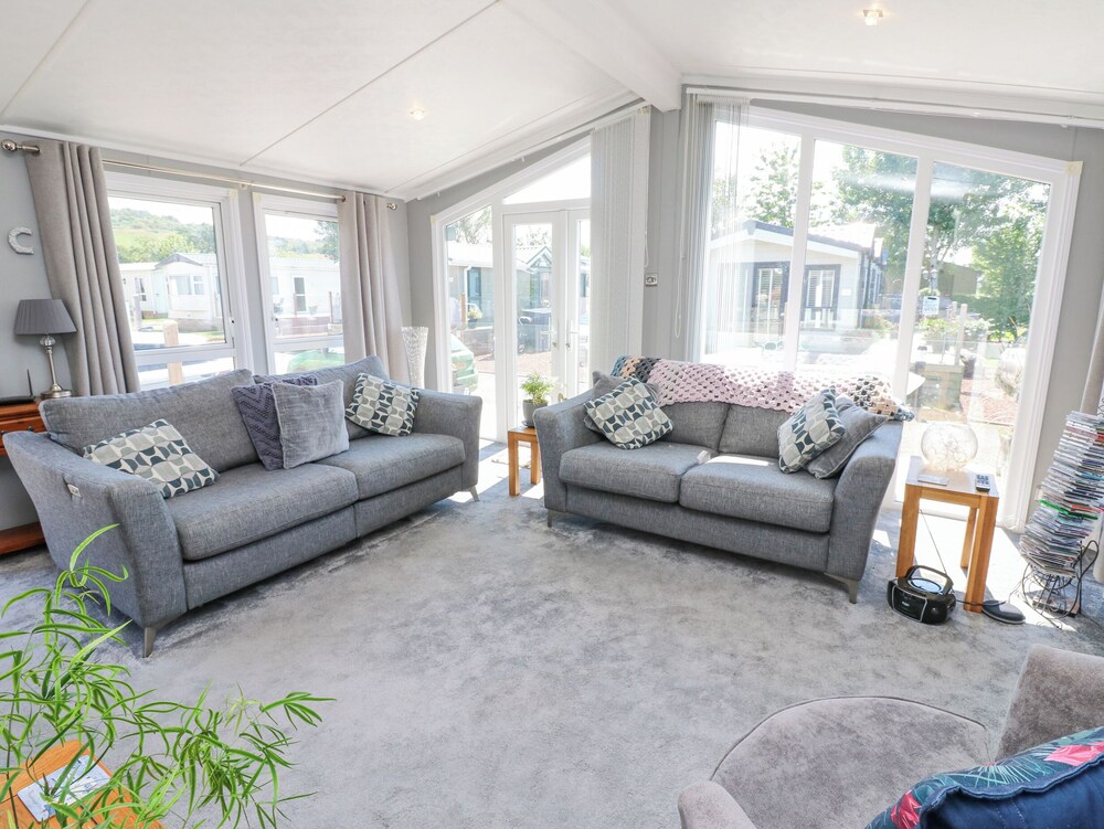 A and C Lodge-plot 21