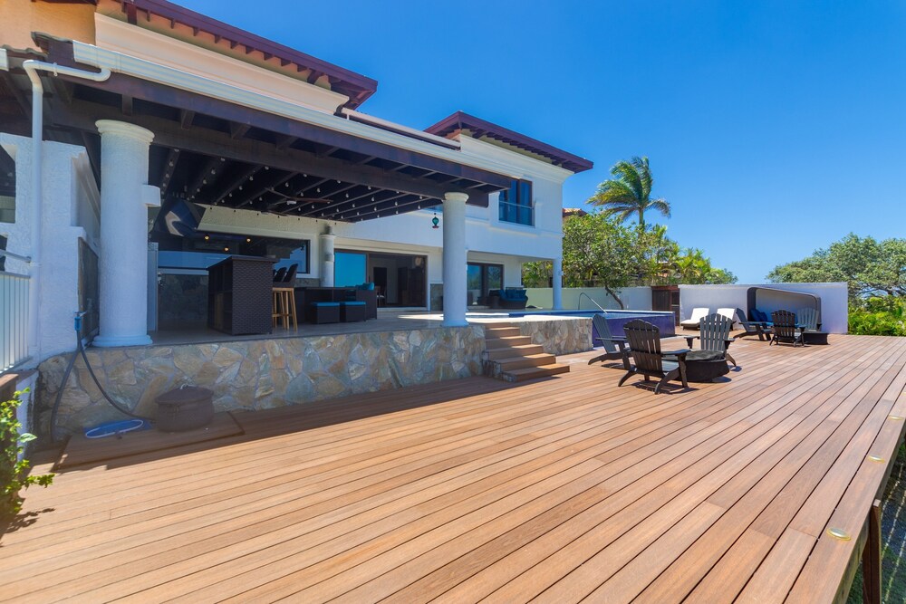 Pristine Bay 1005- Villa Loce 4 Bedroom Home