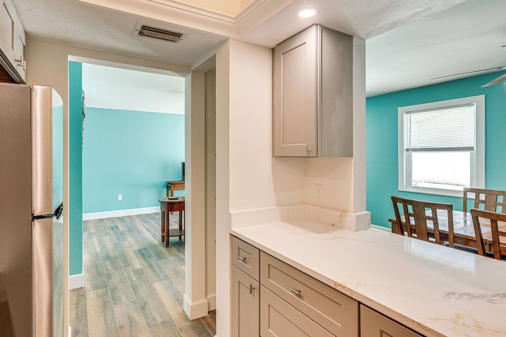 3 Mi to Fort Myers Beach: Unit w/ Furnished Patio!