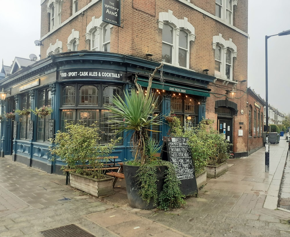 restaurant