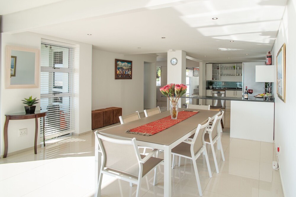 Funkey Villas
