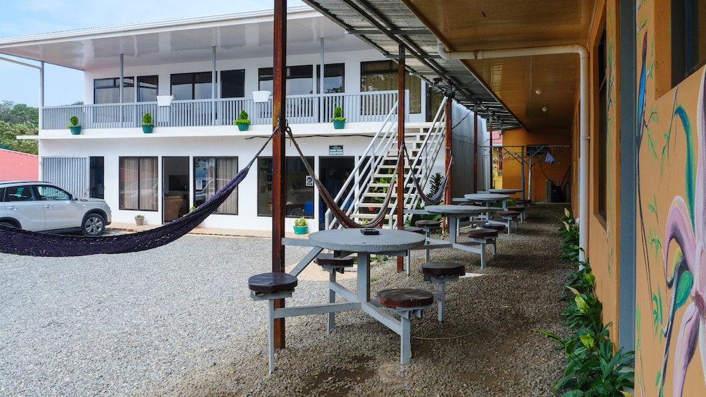 Hostel Cattleya