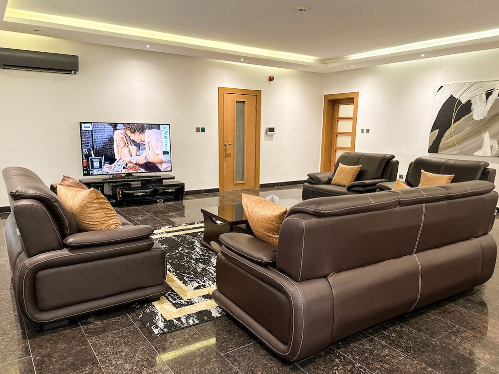 George Residence SDA Court Ikoyi