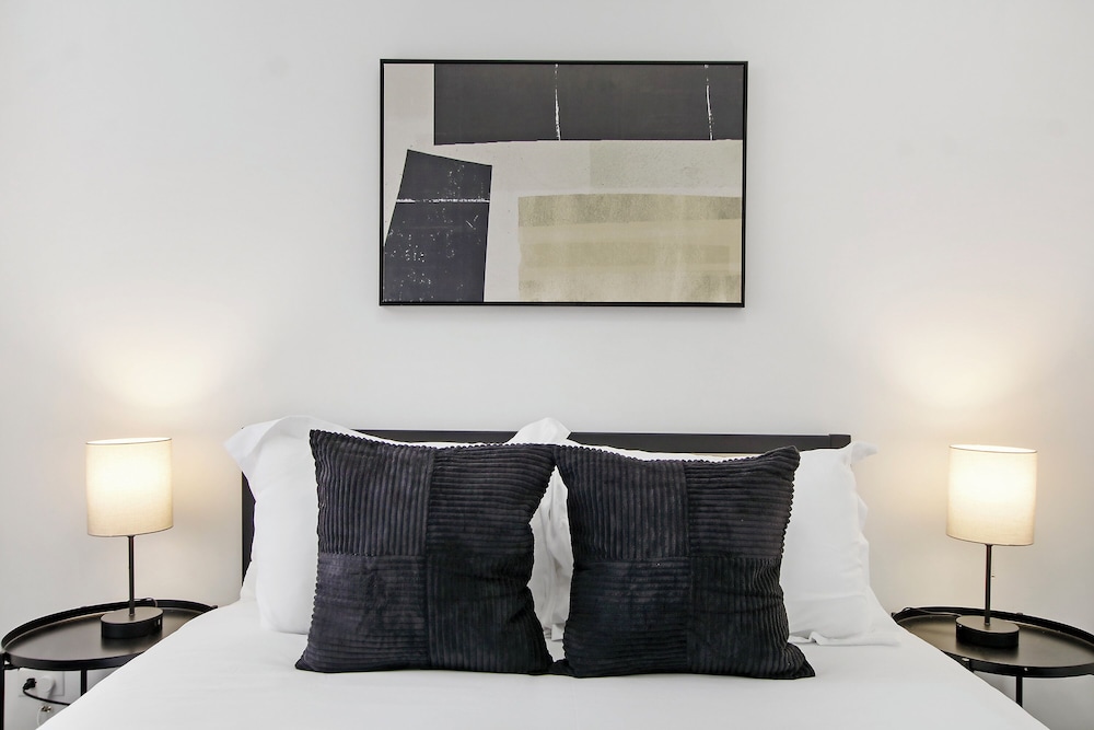 Cozy Studio - Del Prado 817