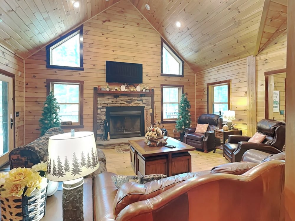 Log Heaven by Taylor Made Deep Creek