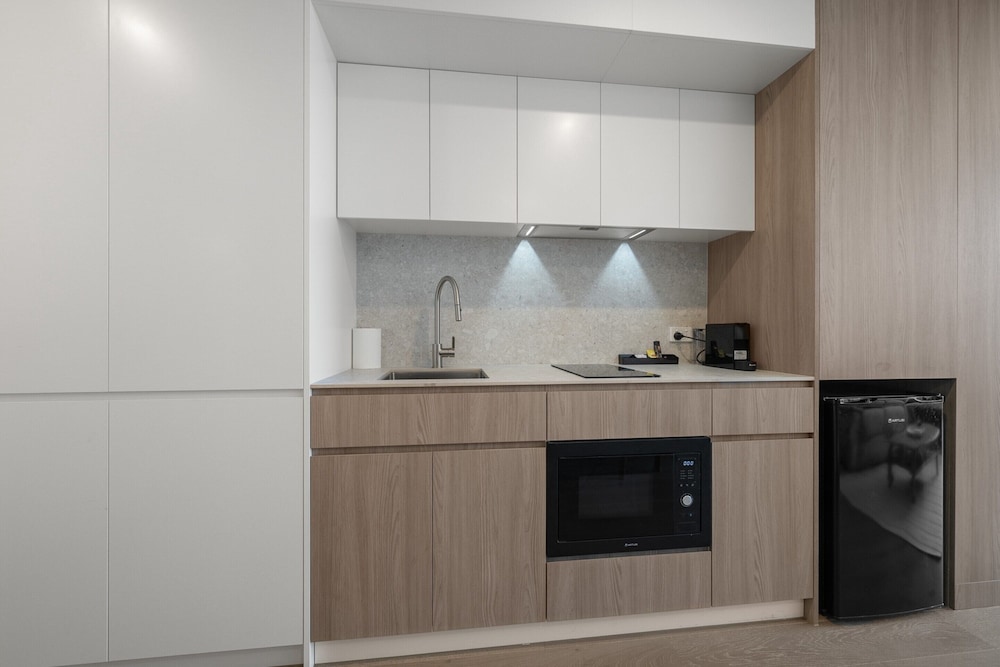 Fremantle Coast Studio - Beach at Your Doorstep